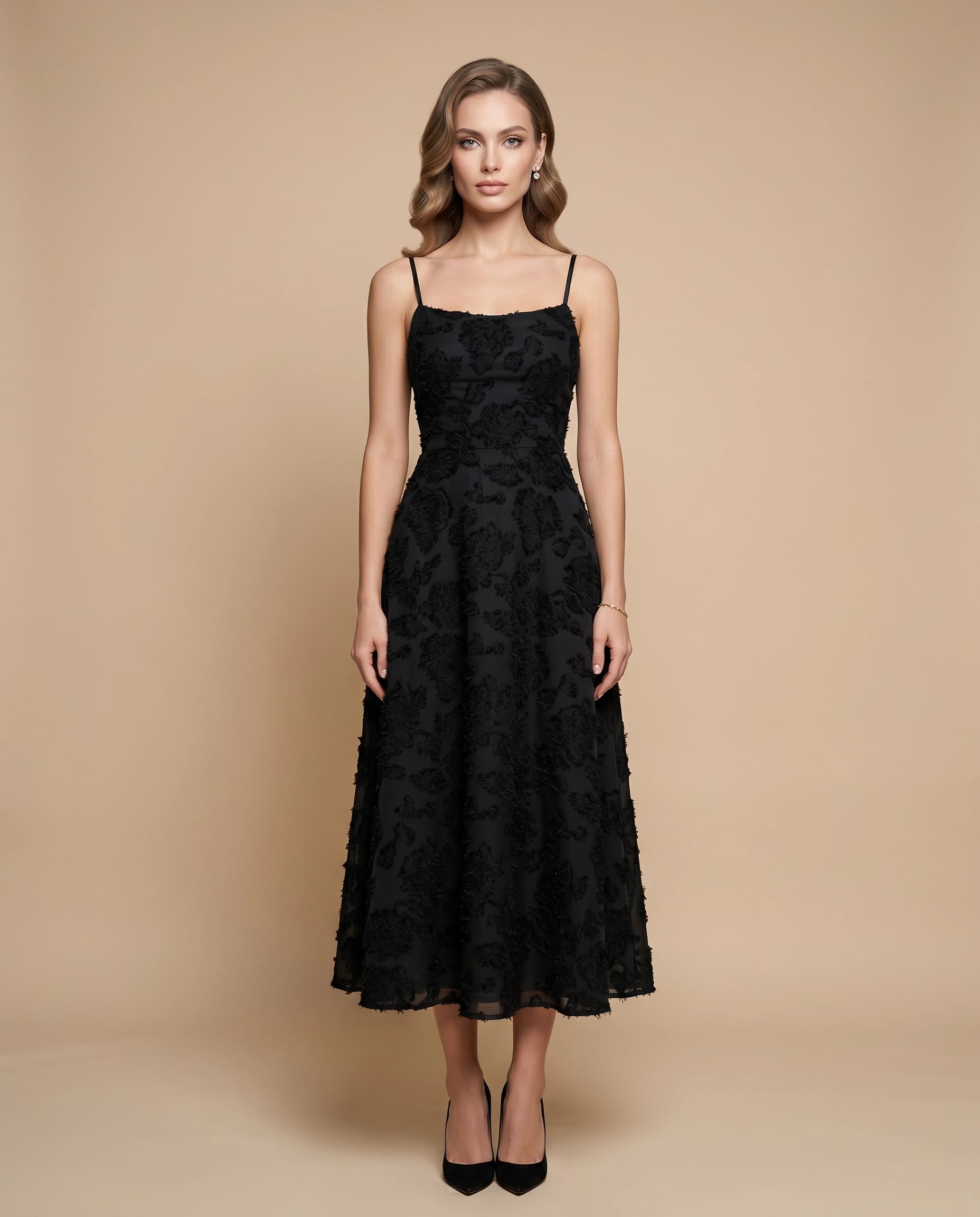 Elegant Black Sleeveless Midi Dress for Formal Occasions